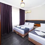 Hotel Diamond Old City