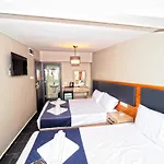 Diamond Old City Hotel