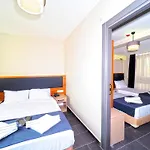 Hotel Diamond Old City 3*