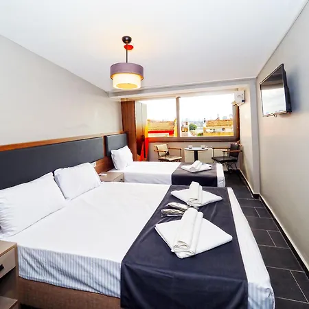 Diamond Old City Hotell 3*